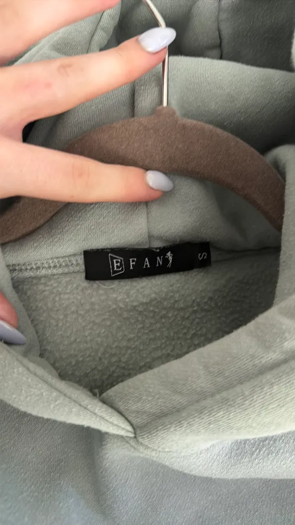 Efan Amazon Oversized Hoodie - Image 3