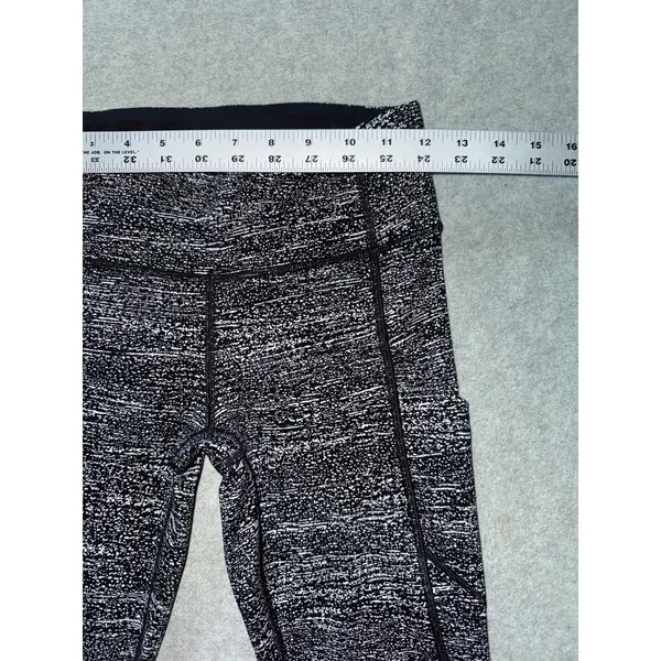 LULULEMON Women's Fit Physique Tight Pant‎ Jacquard Black White Mesh Gauge Sz 4 - Image 9