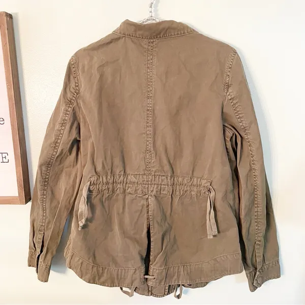 Banana Republic Size Small Ruffle-Front Military Jacket Olive Green‎ Full Zip - Image 4