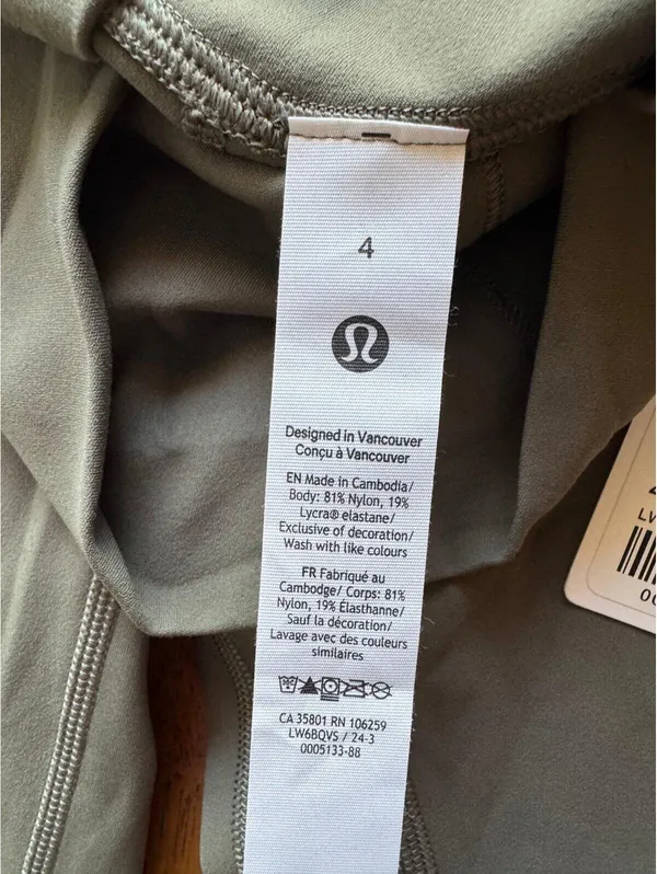 Lululemon Align High Rise 23” Army Green Size 4 NWT - Image 5