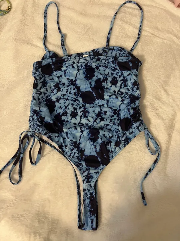 bikini - Image 2