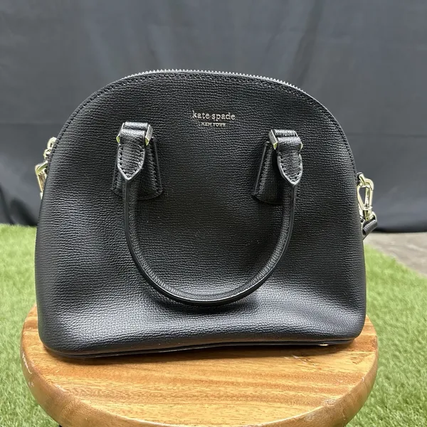 Kate Spade black Crossbody handbag Black With‎ Pink Interior - Image 10