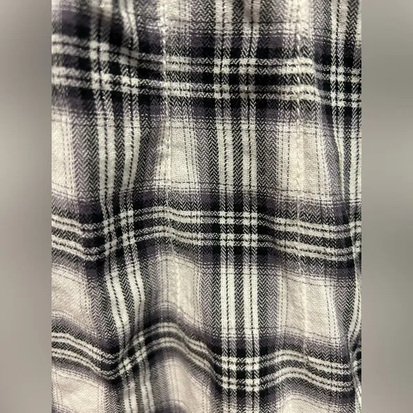 Guess Short Sleeve Snap Button Down Plaid Shirt - Image 8