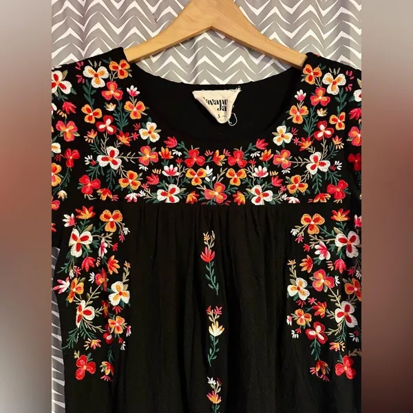 Savanna Jane | Flutter Sleeve Embroidered Top, Size S - Image 3