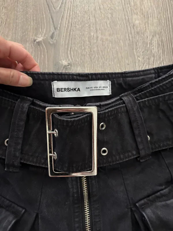 Bershka Black Cargo Belt Mini Skirt (XS) - Image 4