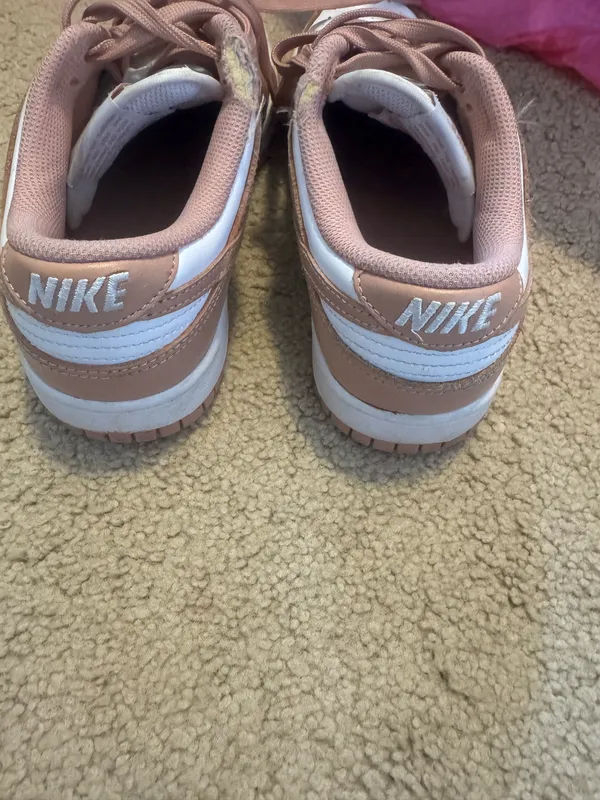 Mauve and white Nike low dunks  - Image 3