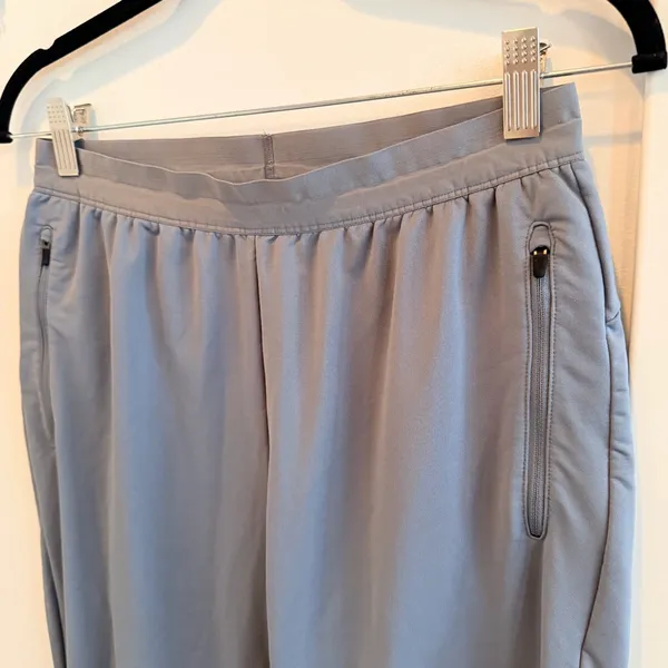 Nike Dri Fit Women's Gray Running Joggers Elastic Waist Draw Strings Size Medium - Image 5