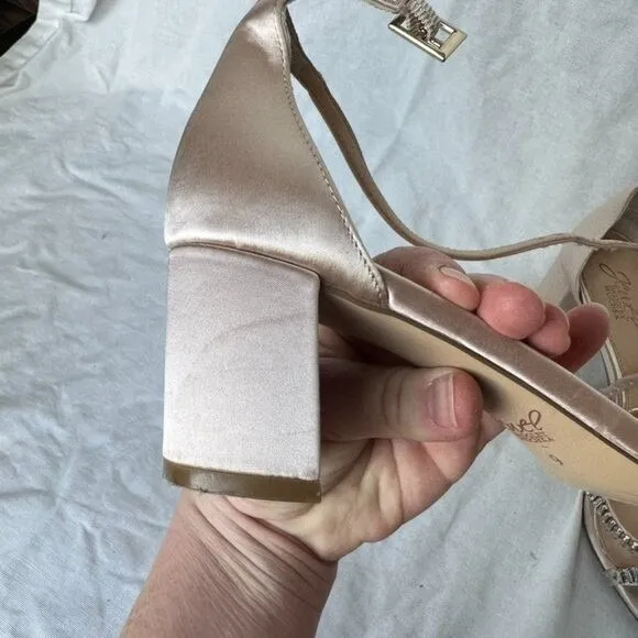 Badgley Mischka‎ Jewel Joanne Embellished Block Heel Sandal Champagne Cream 9 - Image 7