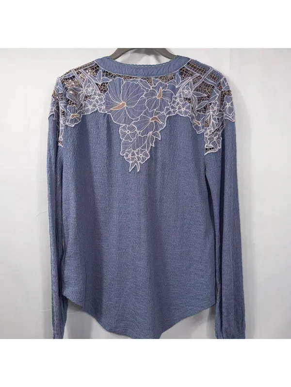 Free People Blue Lace Detail Thermal Top Size Medium - Image 9