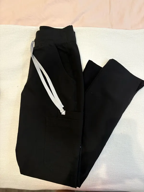 Figs Black Scrubs Set - Image 6