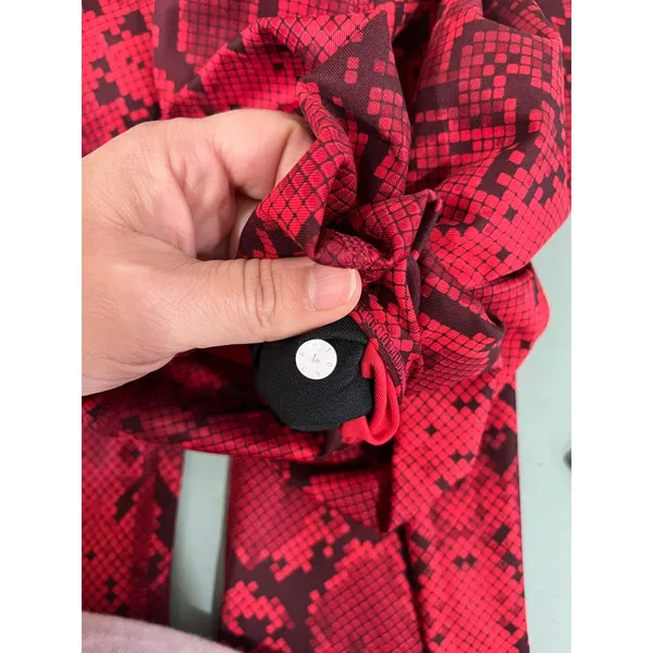 Lululemon Wunder Under Red Snake Print Yoga Gym Athletic Leggings Size 4‎ - Image 3