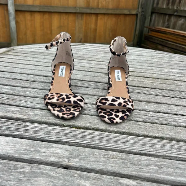 Steve Madden Women's Irenee Block-Heel Sandals size 6 cheetah‎ animal furry - Image 4
