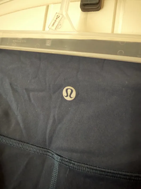 Lululemon 28" Leggings - Image 3