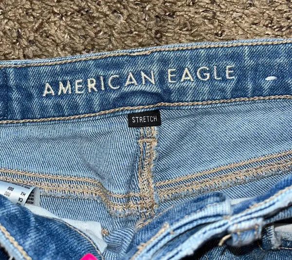 American Eagle Mom Jeans - Image 7