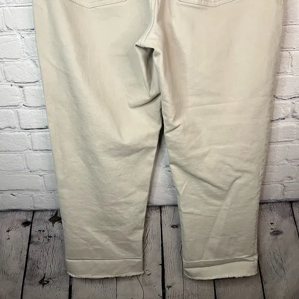 EVERLANE The Way High Jean Straight Leg High‎ Rise Raw Hem Cream Jeans Size 33 - Image 6
