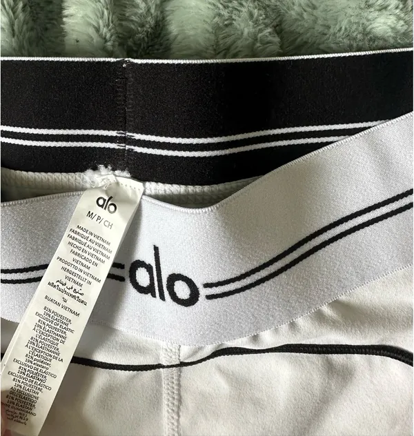 Alo Set - Image 3