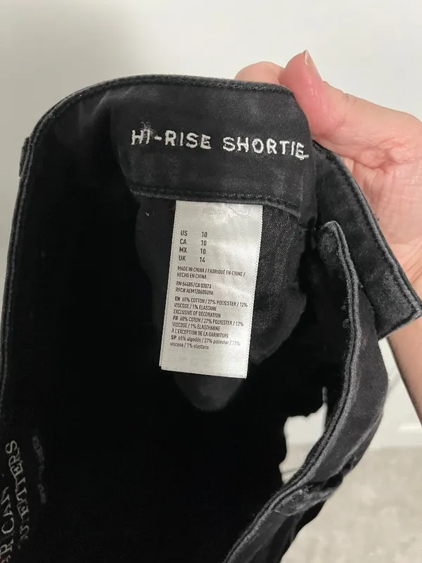 American Eagle Size 10 Black Hi-Rise Shortie Sateen Shorts - Image 3