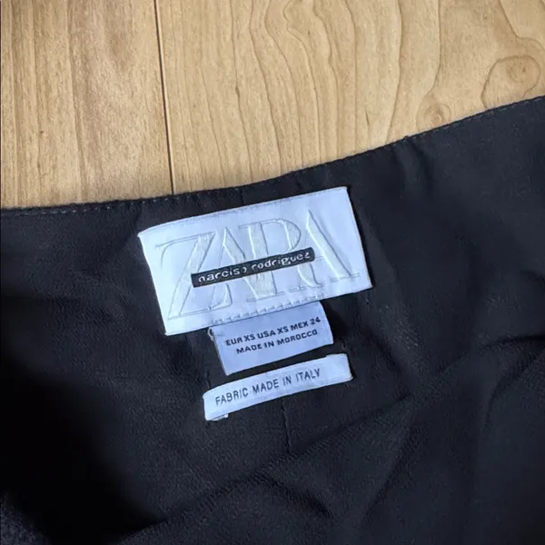 Zara Black Pencil Skirt - Image 2