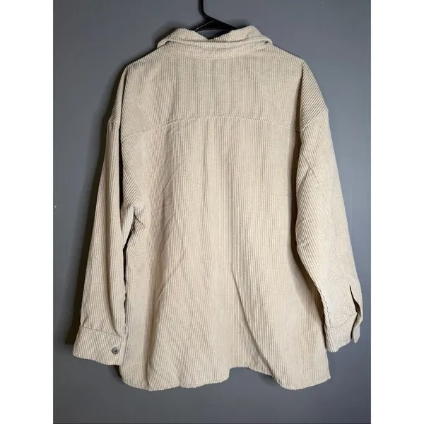 New In Boutique Cream Beige Button Up Corduroy Shacket Size Large - Image 6