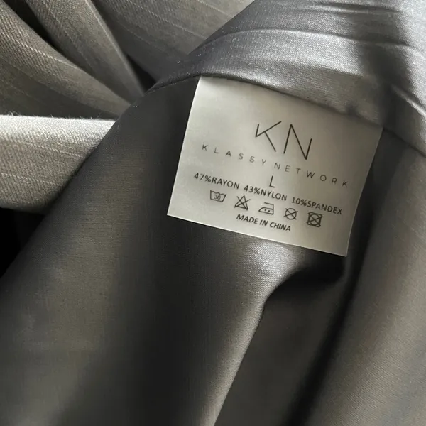 Klassy Network Gray Pinstripe Blazer Women’s Size L NWT - Image 13