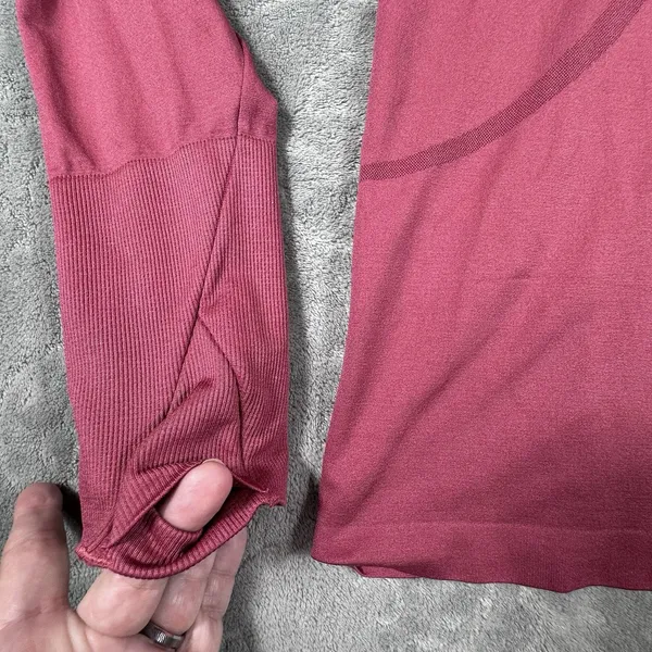 Lululemon Swiftly Relaxed Long Sleeve Top Womens Sz 8 Raspberry Pink Thumb holes - Image 6