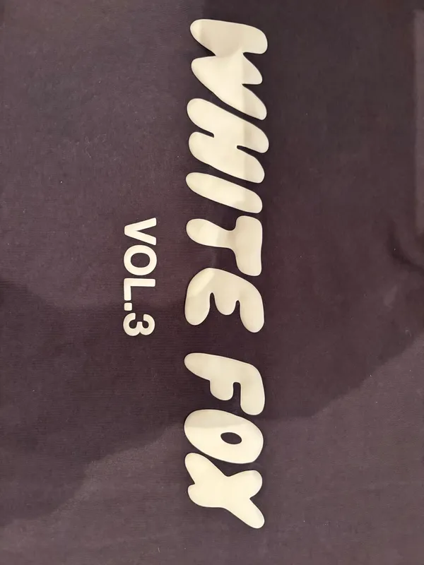White fox t shirt  - Image 3
