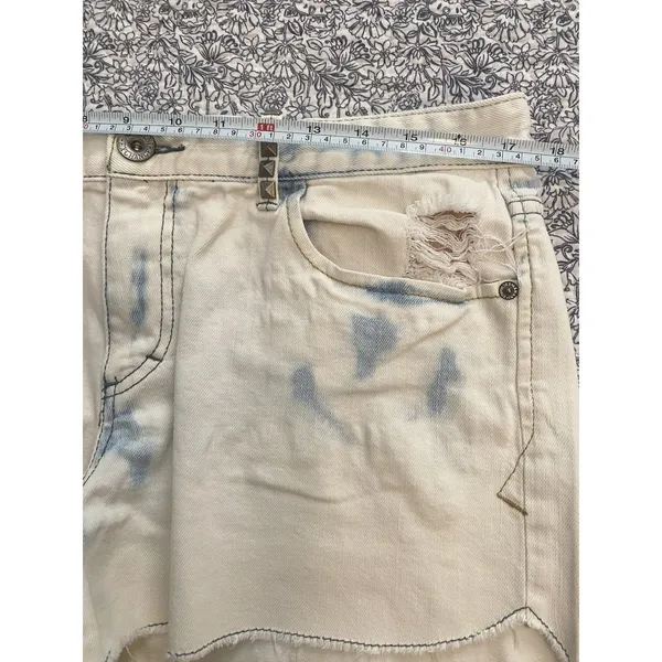 Y2K Armani Exchange Studded Denim Shorts Distressed Acid Wash Grunge Size 12 - Image 6