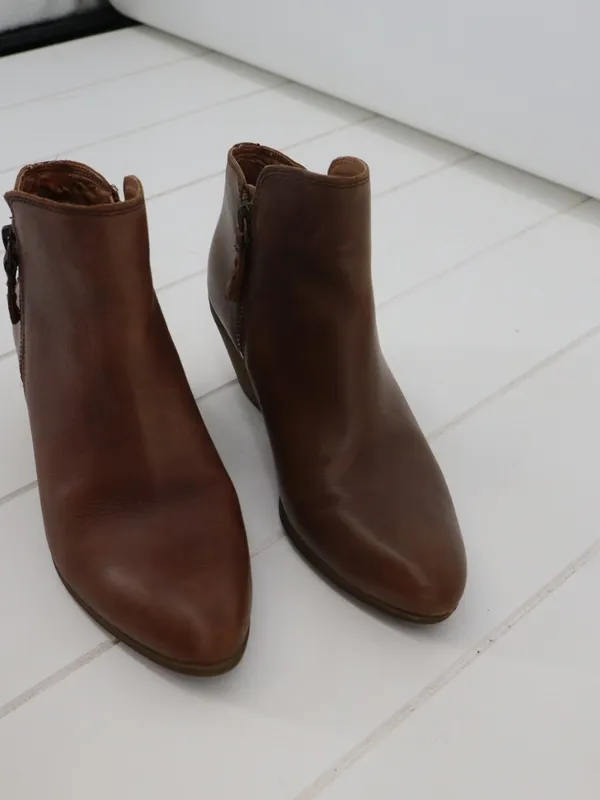 Frye Judith Double Zip Leather Ankle Boots 6.5M Brown Western Boho Block Heel - Image 2
