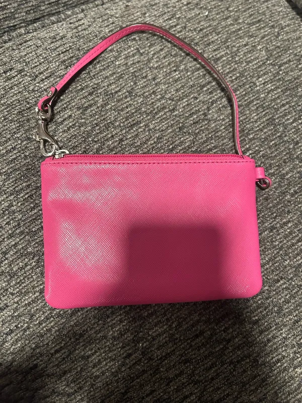 Coach Wristlet Pink - Image 2