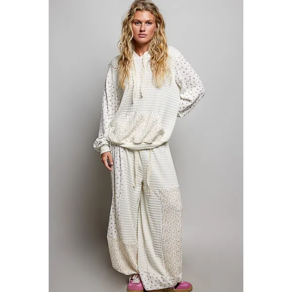 POL Mixed Knit Contrast Print Sleeve Hoodie with Kangaroo Pocket - Medium‎ - Image 5
