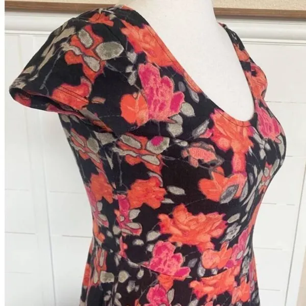 Kimchi‎ Blue by Urban Outfitters Skater Cap Sleeve Floral Dress - M - Image 6