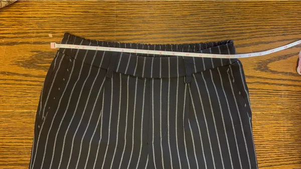 Bershka Black Pinstripe Tapered Pants Size M - Image 3
