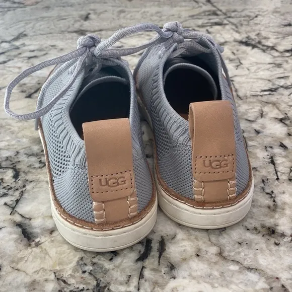 Ugg Sidney Sneakers in Women’s‎ size 6.5 - Image 4