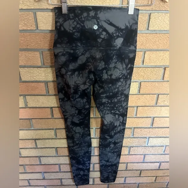 Lululemon Wunder Under Pant (Hi-Rise) Shibori Black Dark Carbon Size 4 - Image 3