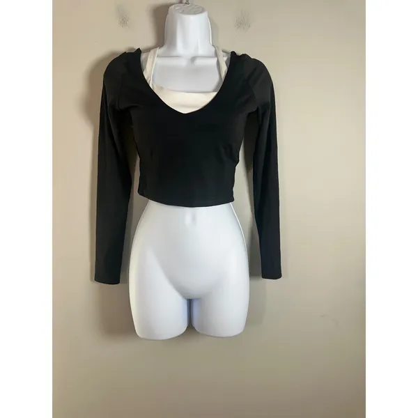 Gilly Hicks Active Boost Long Sleeve Crop Top Black White‎ Cross Back Small - Image 3