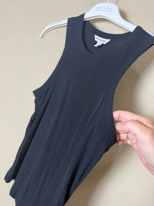 Banana Republic Cotton Knit Super Soft Black Tank Top Size Small - Image 2