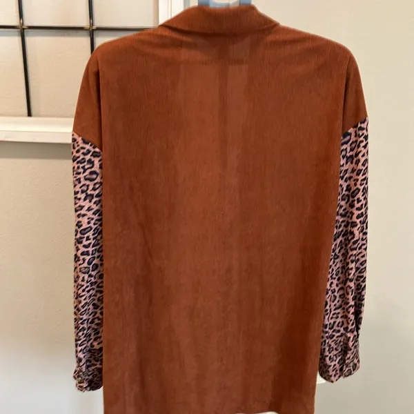 Corduroy rust animal shackle color block NWOT - Image 7