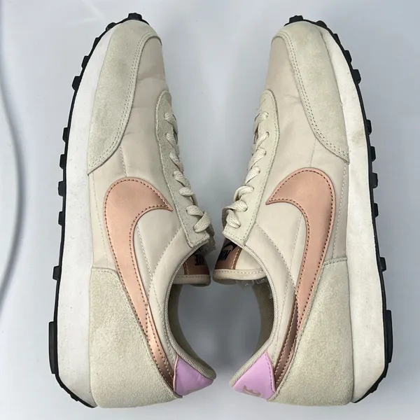 Nike Daybreak Pale Ivory Metallic Copper Pink Sneakers CU5324-100 Womens 9 - Image 5