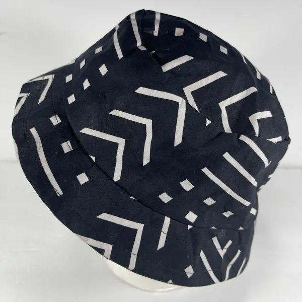 Reversible Bucket Hat Black White Mudcloth Print Boho Festival Sun Hat Unisex - Image 4