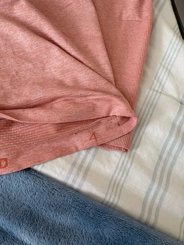 Lululemon Swiftly Tech in Coral - Image 3