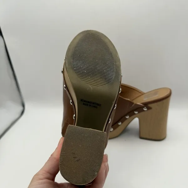 Dolce Vita DV‎ Women's Sz 7 Chrissy Studded Block-Heel 4.5 Inch Clogs Shoes - Image 8