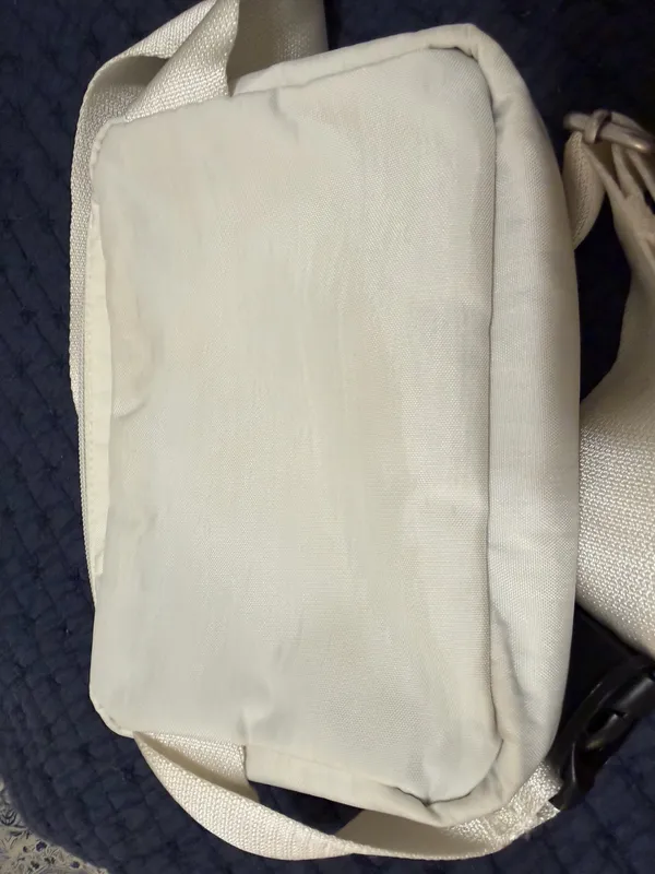 Baggallini white waist pack bag fanny bag - Image 7