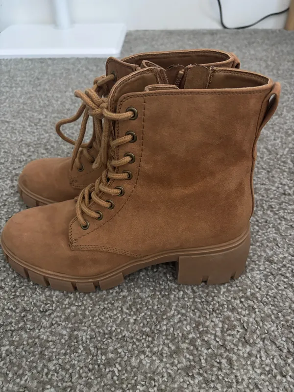 Brown Suede Boots - Image 4