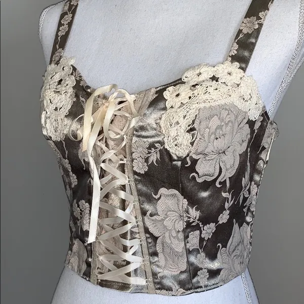 Y2K Victoria’s Secret Embroidered Bustier Corset - Image 5