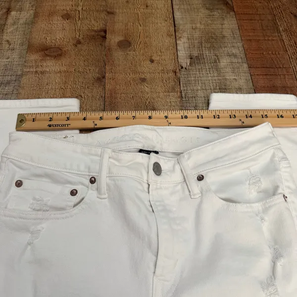American Eagle Wmns White Denim Ripped Skinny Jeans Sz 32 Closet Staple Stretch - Image 3