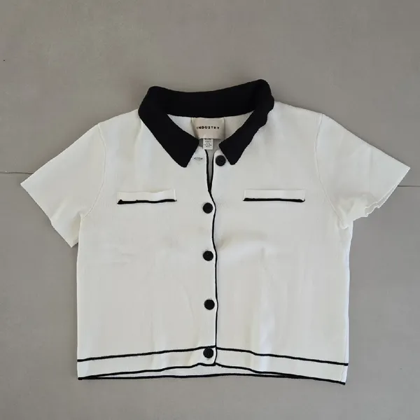 New Cropped Knit Contrast Trim Top Size XS - Image 4