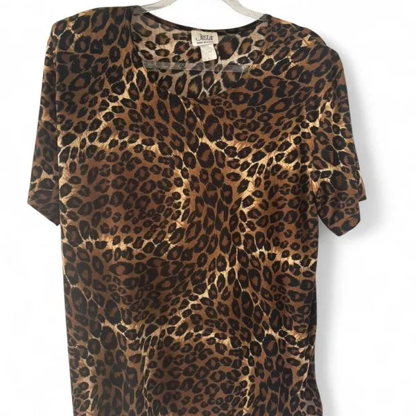 Early 2000s grandma core leopard print padded shoulder top MADE IN USA - Image 2