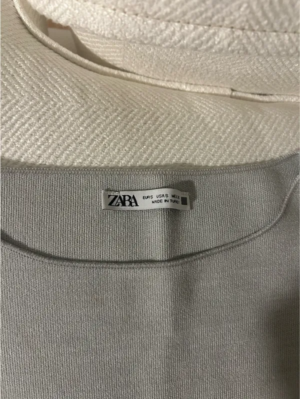 Zara Grey Crop Tee  - Image 2
