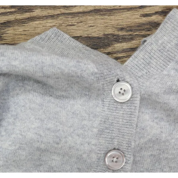 NWT Aqua Button Front Sweater Cashmere V-Neck Cardigan V10337 Light Gray XL - Image 11