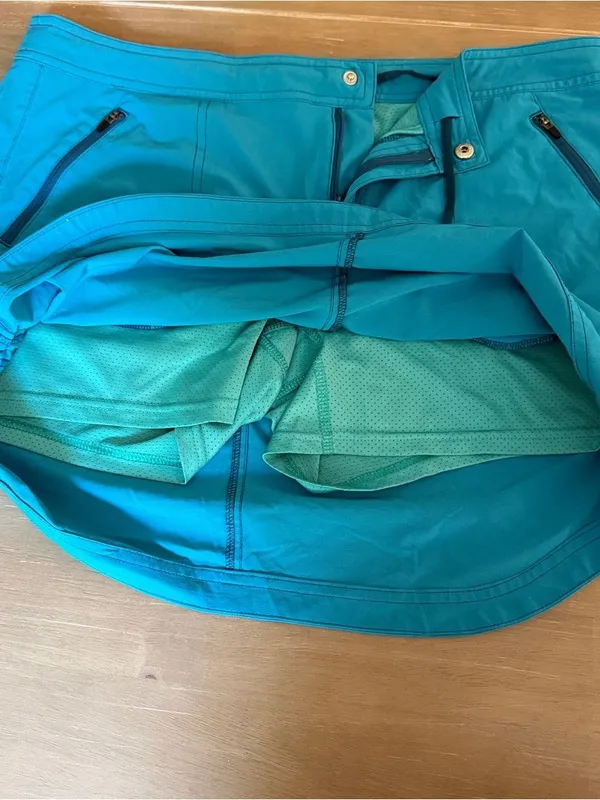 Title Nine Skort Size 10 Electric Blue Tenniscore Zip Pockets Active Travel - Image 4